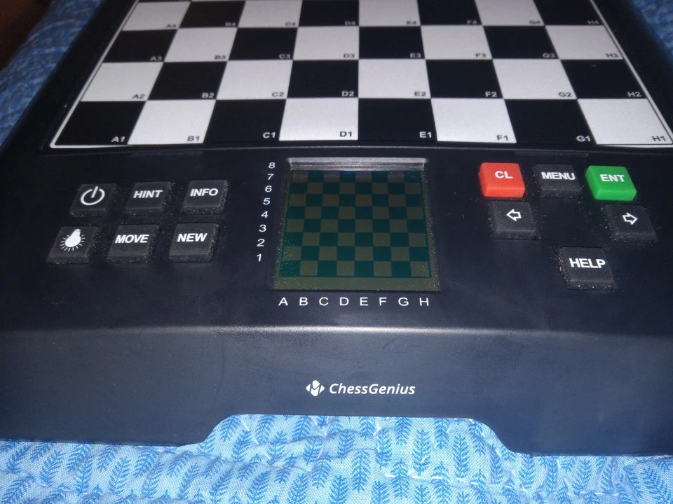 Tablero de ajedrez electrónico ChessGenius M816 Millennium 2000 GmbH nuevo nunca jugado Foto 3 de 4