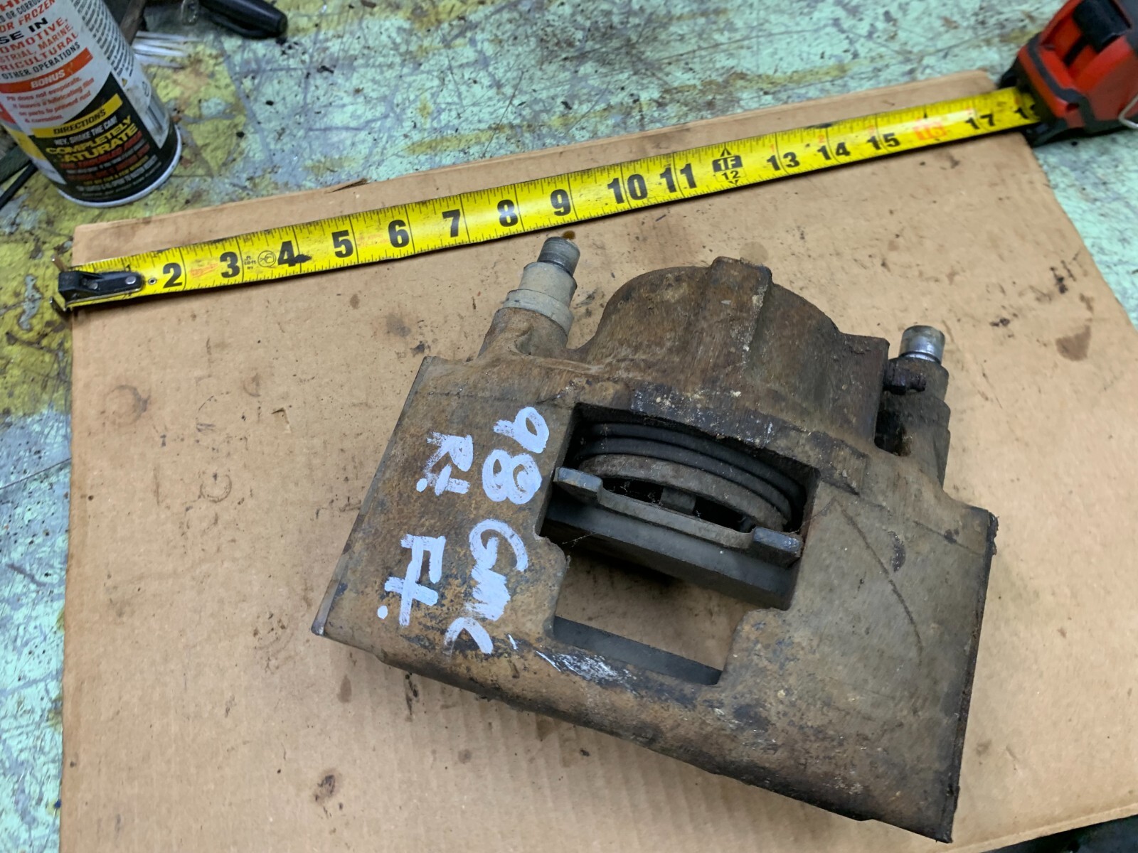 1996-1999 GMC EX. CAB   BRAKE  CALIPER RIGHT FRONT