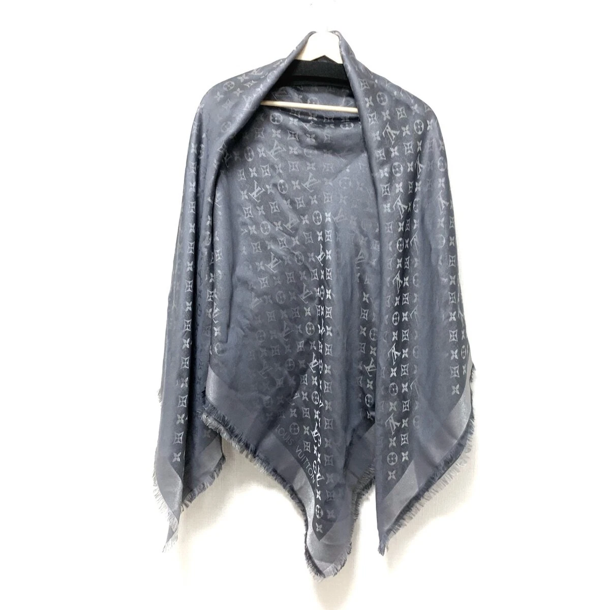 Auth LOUIS VUITTON Shawl Monogram Shine M75120 Anthracite JA0197 