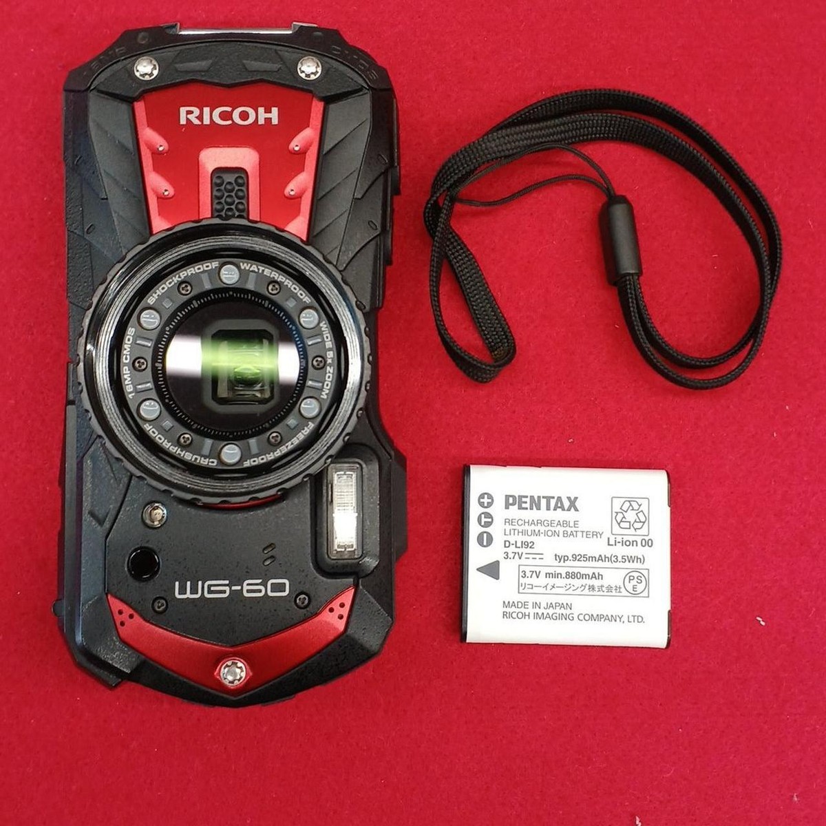 ゴ*太様 RICOH WG-60 Red コンパクトデジタルカメラ 通電確認済み ゴ*太様 RICOH WG-60 Red コンパクトデジタルカメラ 通電確認