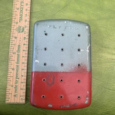 Vintage Metal Fly Box with clips And Vintage Flies And Jjigs Girty Trout Panfish