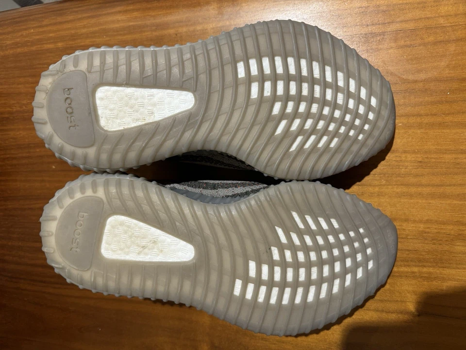Size UK 9 - adidas Yeezy Boost 350 V2 Low Beluga Reflective, photo 2 of 5