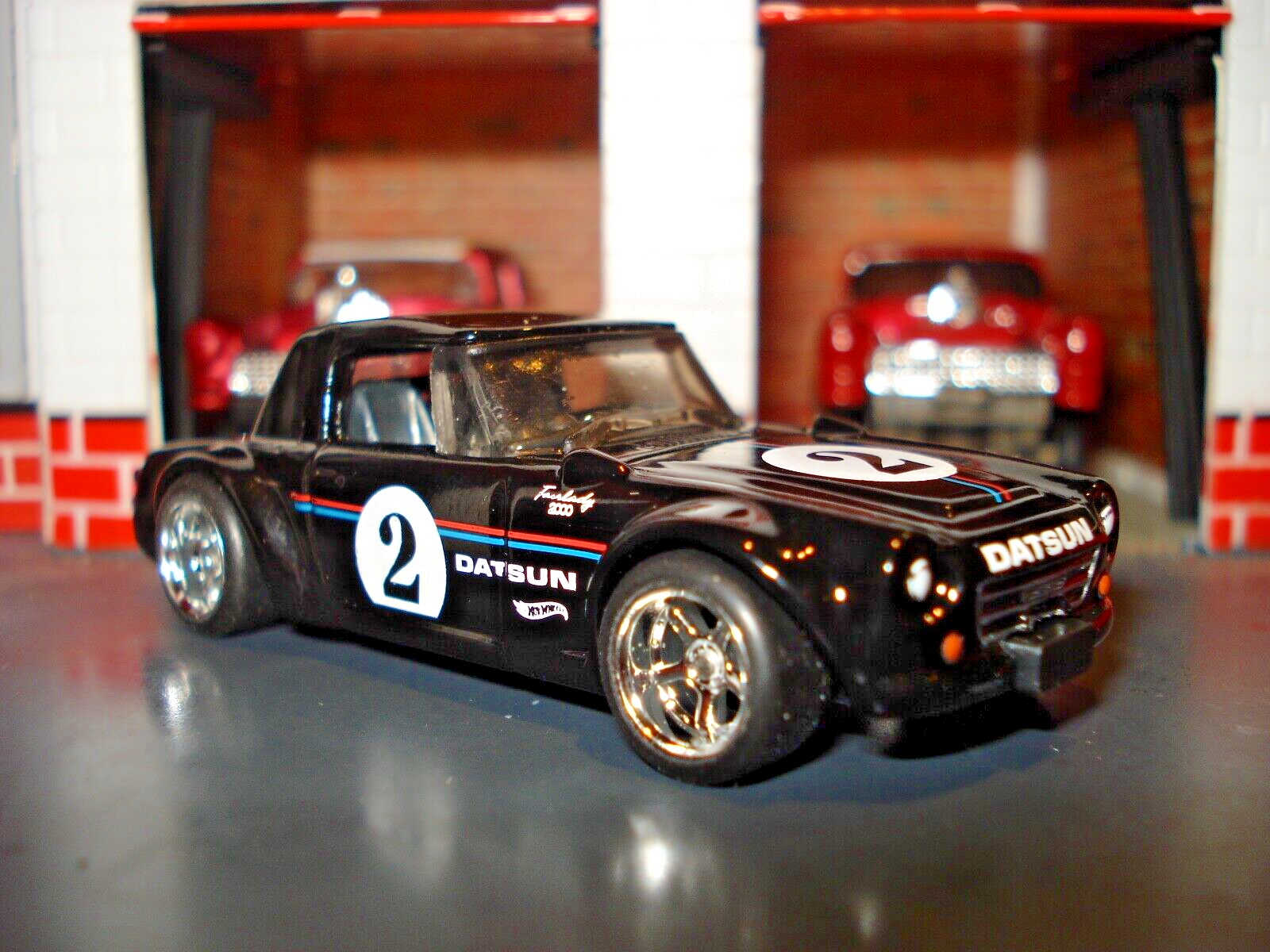 DATSUN FAIRLADY CUSTOM EDITION 1/64 HW NISSAN CUSTOM WHEELS ADDED DETAILED OUT-image