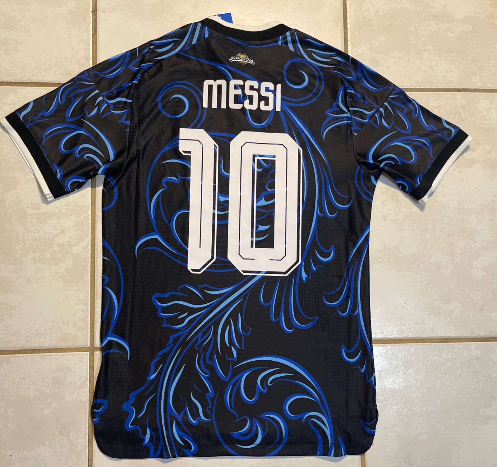 ADIDAS Argentina National Team MESSI 2026 Authentic Away Jersey Men’s L KH3935
