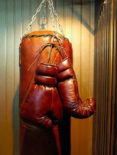 Borsa da boxe in pelle bovina - attrezzatura da boxe resistente e allenamento MMA | Non riempita.