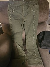 Womens St Johns Bay Green Jeans W Embroidered Accent Down Legs Size 12 Inseam 28