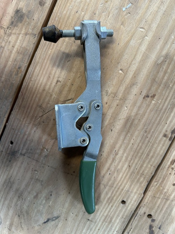 Carr Lane Automatic Toggle Clamp CL-550-AHTC for 750 LBS with Vinyl Grips