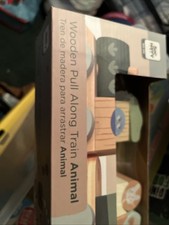 Wooden Pull Along Train Animal Train 19 Pieces BRAND NEW SEALED  FREE SHIPPING