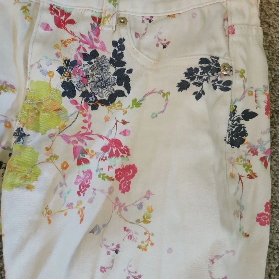Ted Baker Paris Mid-Rise Floral Print Pants Women's Size 26 - Image 3 of 4