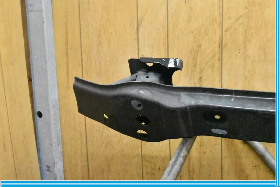 12-19 宝马 F12 650i 640i M6 后保险杠加固冲击碰撞杆 原始设备制造商 — 第 4/4 张图片