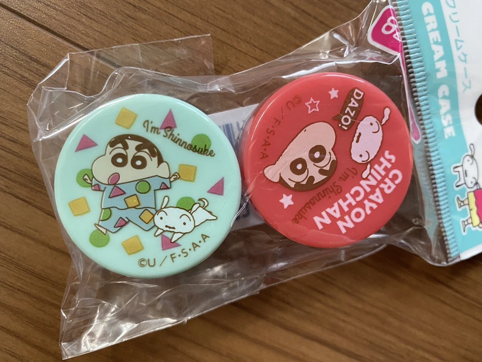 Made in Japan! A set of 2 Crayon Shin-chan cream cases! - Image 2 of 4