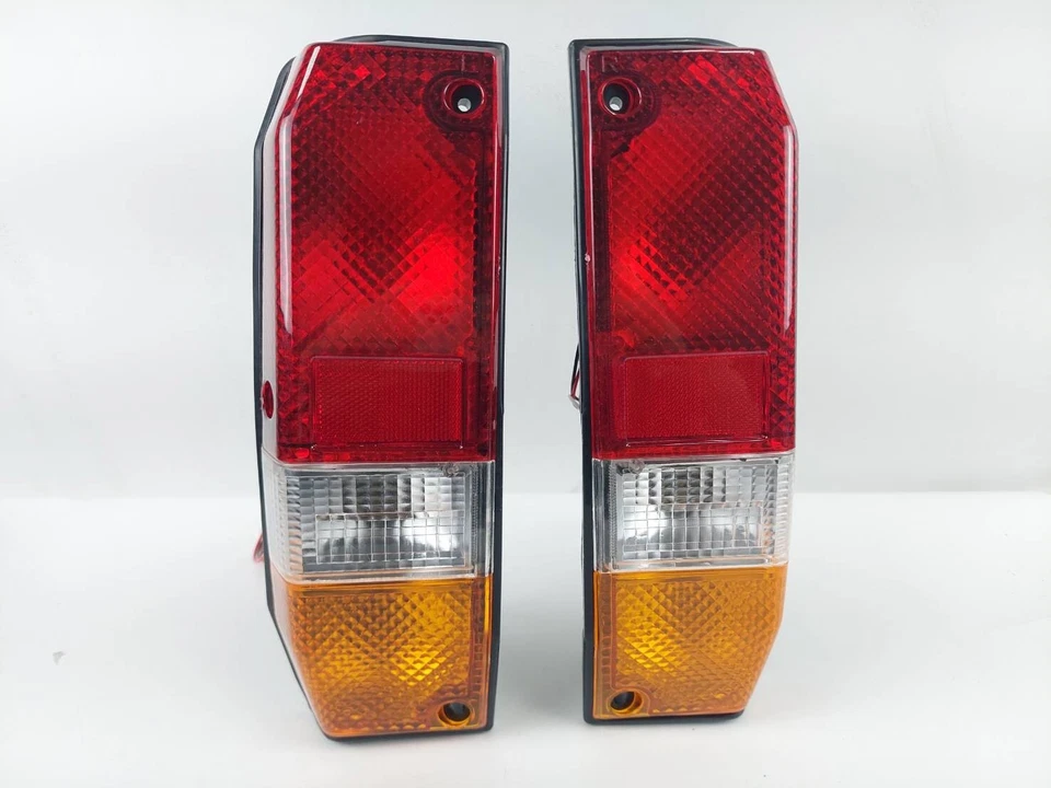 REAR LAMP TAIL LIGHT Fit For Toyota Land Cruiser FJ70 FJ73 FJ75 HJ75 1985-1999 - Image 3 of 4