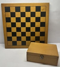 VTG Marshall Fields Wood Chess Set / Pieces w/ Box Made in France + Drueke Board