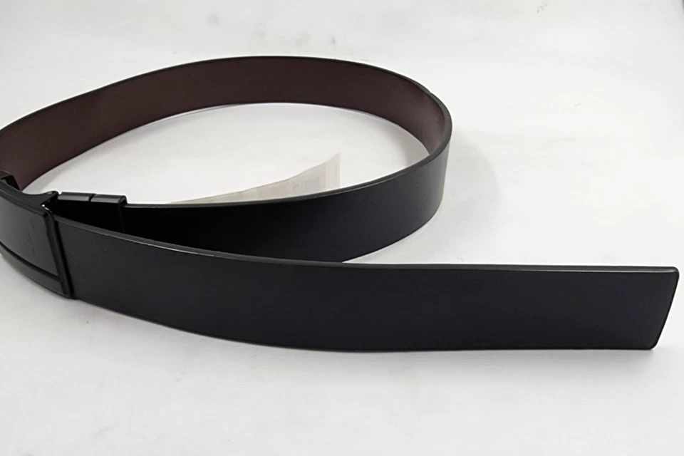 Cinturón con hebilla de compresión reversible Alfani para hombre S 30-32 negro/marrón Foto 3 de 4