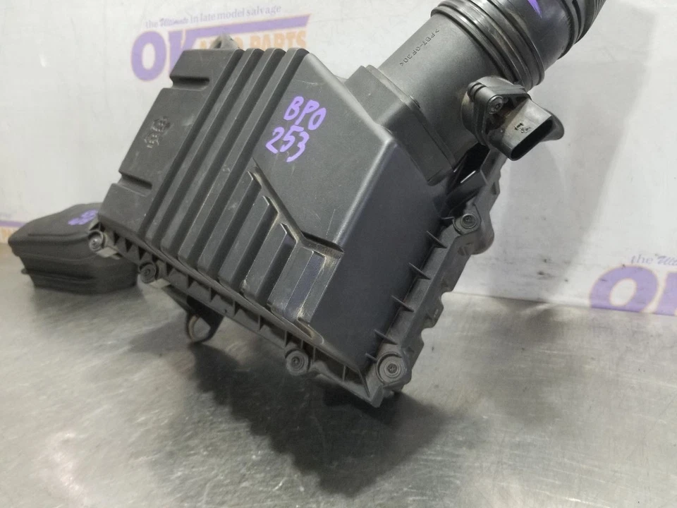 08 2008 VOLKSWAGEN VW R32 3.2L ДВИГАТЕЛЯ ВОЗДУХООЧИСТИТЕЛЬ С ВОЗДУХОВОДОМ - Изображение 3 из 4