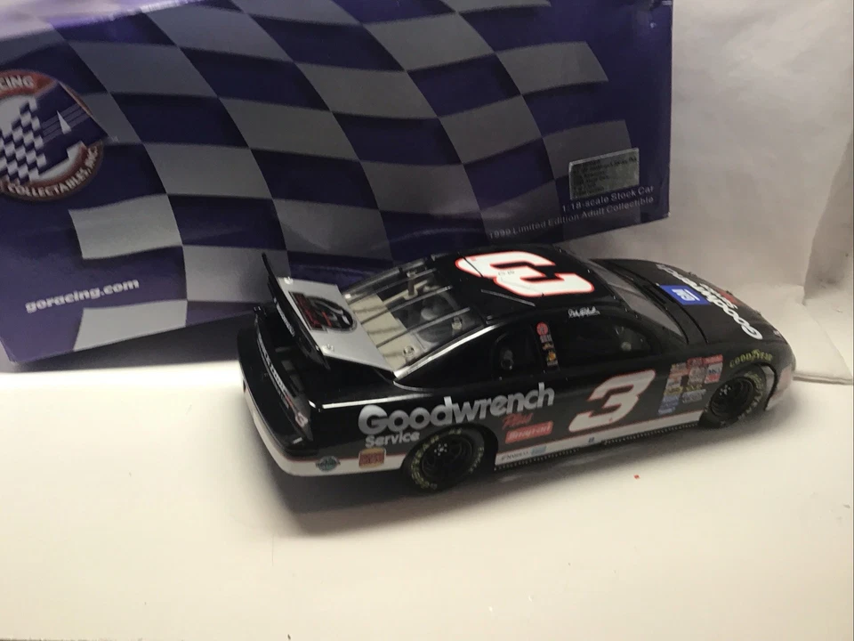 1999 Dale Earnhardt Goodwrench 25th Anniversary Monte Carlo NASCAR Action 1/18 - Image 3 of 4
