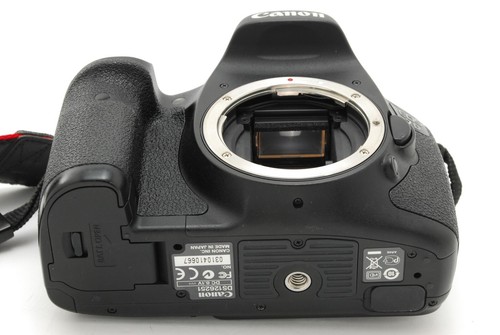 【MINT】Canon EOS 7D 18.0MP DSLR Camera Body Black - Picture 4 of 11