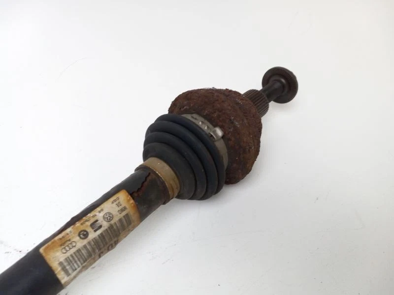 Eixo traseiro de passageiro Volkswagen Tiguan 2009-2017 - Imagem 4 de 4