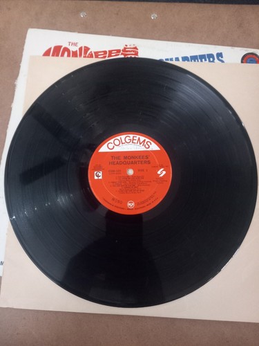 Vintage THE MONKEES - Headquarters Vinyl Record COM-103 - Picture 2 of 5