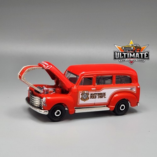 1950 50 Chevy Suburban Collectible 1/64 Scale Diecast Model Collector Car - Picture 3 of 9
