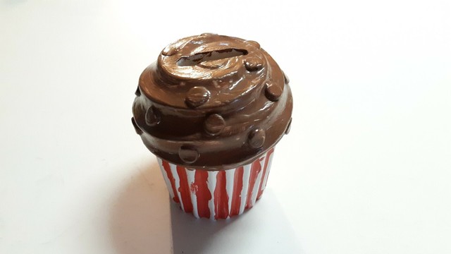 melissa and doug cupcake bank