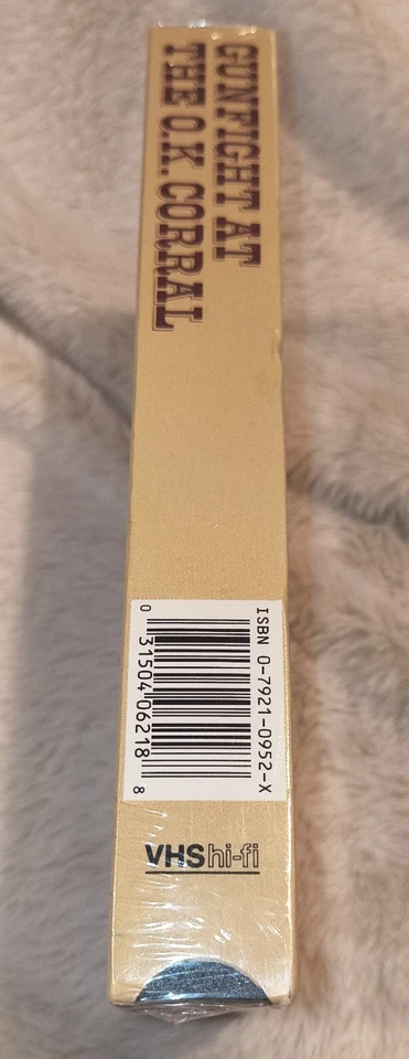 FACTORY SEALED w Paramount SIDE Watermark Vtg/1989 Gunfight at the OK Corral VHS Foto 4 de 4