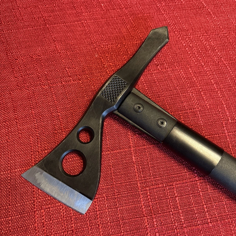 SOG Tactical Tomahawk negro con funda de nailon F01TN-CP (sin embalaje) Foto 3 de 4
