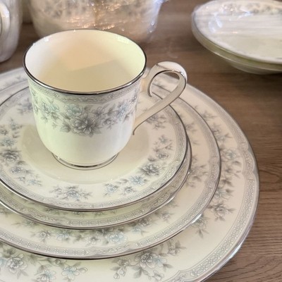 FULL SET Noritake Bone China Buena Vista 9728 Service for 9 & Extras 