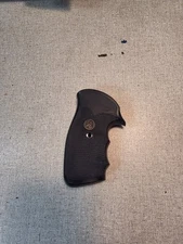 Pachmayr Grips For S&W K/L Frame Round Butt