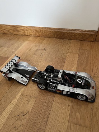 Maisto 1:18 Audi R8R Le mans (1999) sin su caja original - Imagen 2 de 5