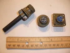 NEW - MS3106A 14S-6P (SR) with Bushing and MS3102A 14S-6S - Mating Pair