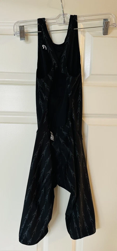 Traje técnico de natación competitivo TYR para mujer Solid Fusion 2 espalda abierta talla 32. Foto 3 de 4