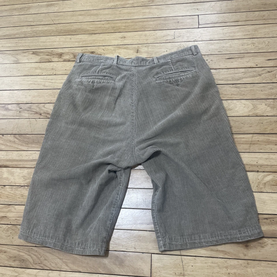 Vtg 90s Geoffrey Beene Corduroy Shorts 34x13 Mod Brown Pleat Sk8 RARE Baggy Y2k - Image 2 of 4