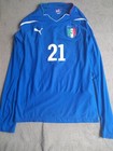 Foto 1 di 9