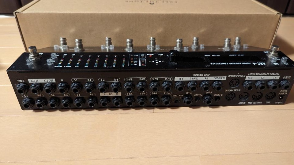 Free The Tone ARC4 Audio Routing Controller Guitar Effects Switcher