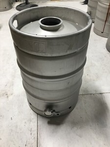 Used 15.5 gallon Stainless Steel Keg 1/2 barrel beer keg 4 inch opening on top