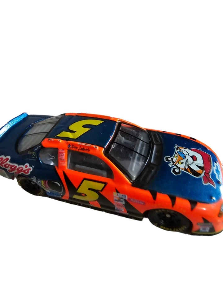 2000 Racing Champions Terry Labonte #5 Kellogg’s 1:24 coche NASCAR Tony The Tiger Foto 3 de 4