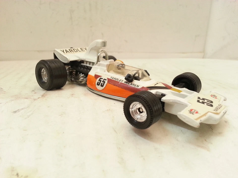 Mc Laren M 19A Yardley Corgi Toys 3396/69 1;36 - Immagine 2 di 4