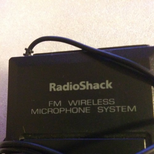 Radio Shack FM Wireless Microphone System 32-1221B Receiver Box & Mic - 第 2/7 張圖片