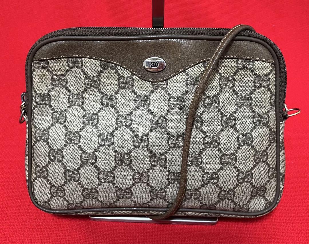 Authentic GUCCI brown leather shoulder bag in excellent condition