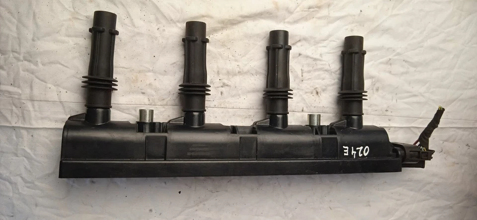 DELPHI VAUXHALL CORSA MERIVA COIL PACK GN10401 - Image 2 of 4