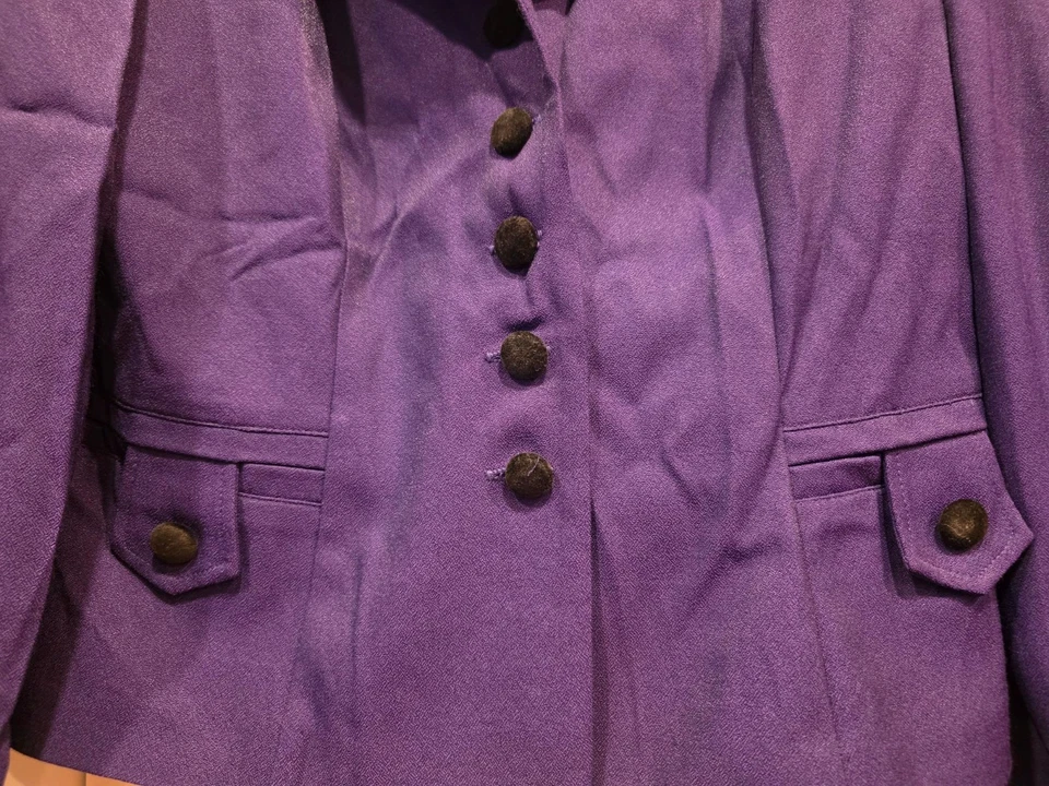 Lois Snyder Dani Max Woman Size 16 Dark Purple Pant Suit w/Velvet Collar Buttons - Image 4 of 4