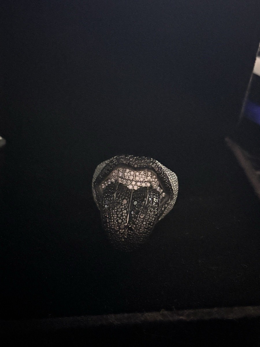 Alex moss lick of death ring