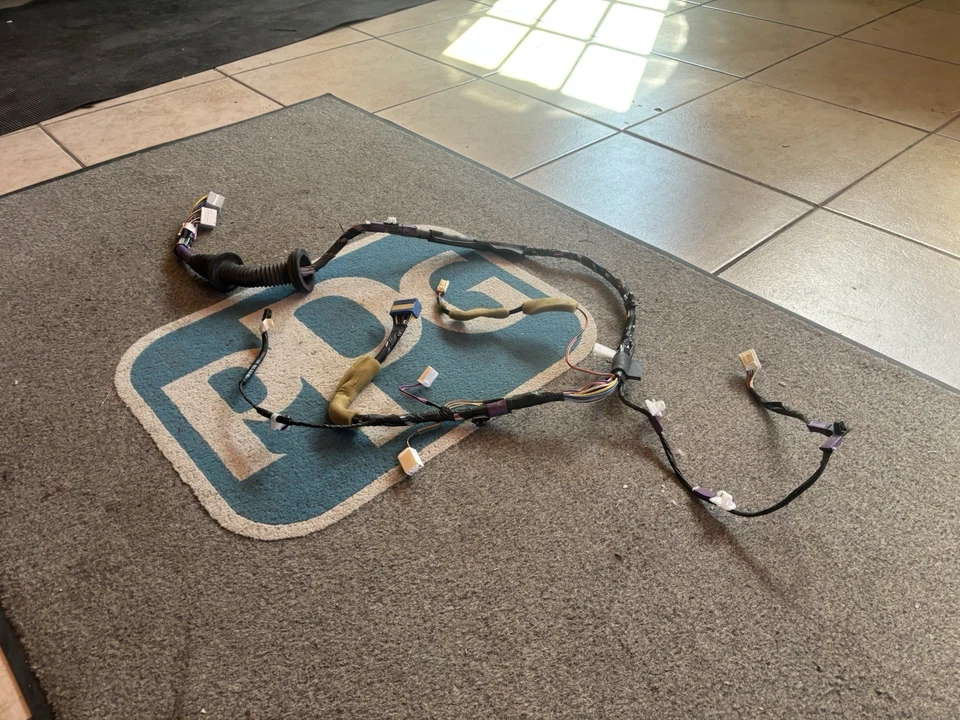 82152-06700H L/F Left Driver Front Door Wire Harness 2007-2008 TOYOTA CAMRY OEM - Image 3 of 4