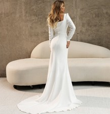 Square Collar Buttons Wedding Dresses Long Sleeves Bride Gown