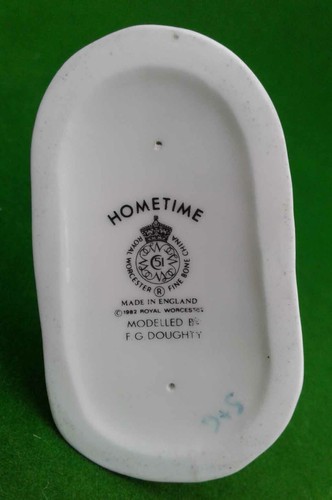 ROYAL WORCESTER - THE WORCESTER CHILDREN SELECTION. - Picture 55 of 235