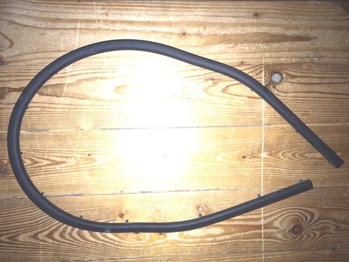 Volvo C / S / V 70/1 Dichtungsgummi Abdichtgummi für Motorhaube