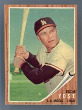 1962 Topps #176 Eddie Yost w/Bat (GREEN TINT) **BB-2034**