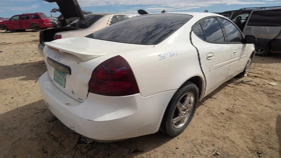 Used Automatic Transmission Assembly fits: 2004 Pontiac Grand prix AT 3.8L w/o s - Imagem 3 de 4