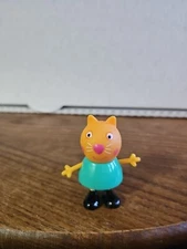 2003 Candy Cat 2.25" Jazwares Action Figure Peppa Pig PBS Sprout Nick Jr 